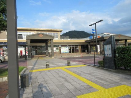 武生駅は、福井県越前市府中一丁目にある、JR西日本北陸本線の駅。