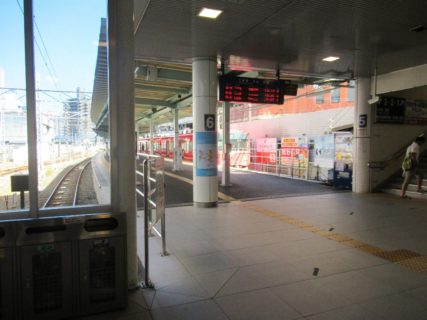 名鉄岐阜駅は、岐阜県岐阜市神田町九丁目にある名古屋鉄道の駅。