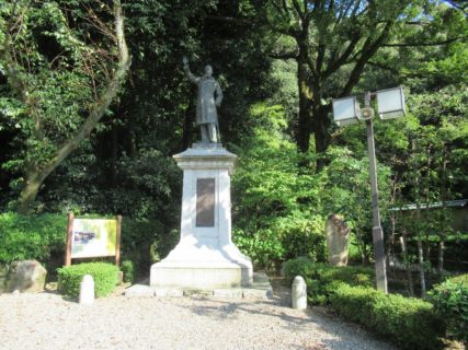 岐阜公園は岐阜市の金華山山麓にある都市公園。