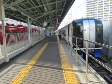 名鉄岐阜駅から名鉄名古屋駅まで、ミュースカイで移動です。
