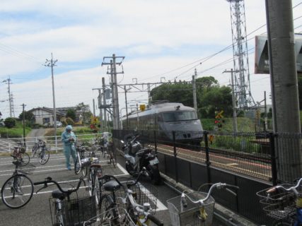 新鳥栖駅は、佐賀県鳥栖市原古賀町にある、JR九州の駅。