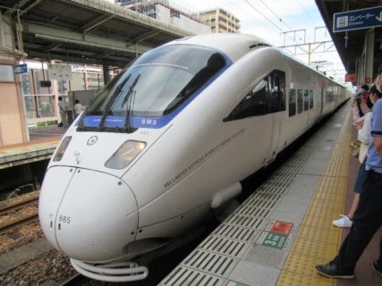 佐賀駅からまたも白いかもめで長崎へ向かいます。