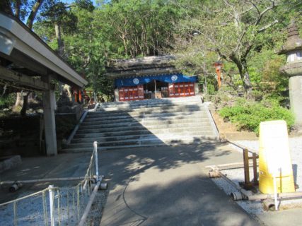 淵神社は、長崎県長崎市淵町にある神社である。