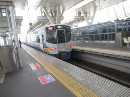 泉佐野駅は、大阪府泉佐野市上町三丁目にある南海電鉄の駅。