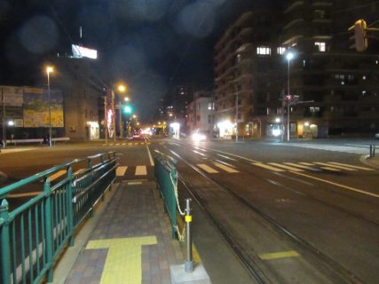 ロープウエイ入口停留場は、北海道札幌市中央区にある札幌市電の停留場。