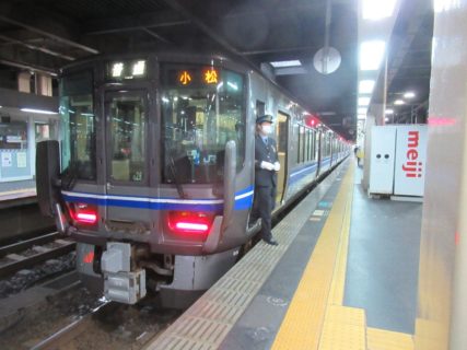金沢駅の在来線ホームでございます。
