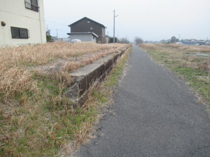 出雲高松駅は、島根県出雲市にあったJR西日本大社線の駅（廃駅）。