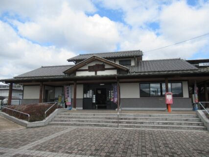 矢掛駅は、岡山県小田郡矢掛町矢掛にある井原鉄道井原線の駅。