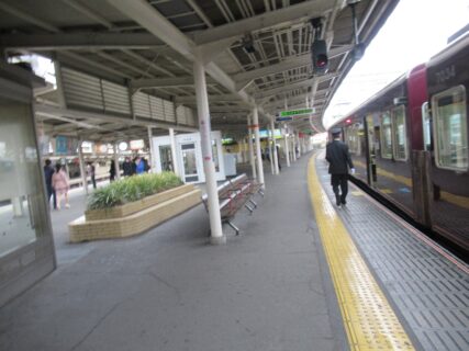 塚口駅は、兵庫県尼崎市塚口本町一丁目にある、阪急電鉄の駅。
