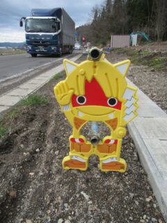 秋田名物なまはげ型の子どもロボット、んだッチ串w