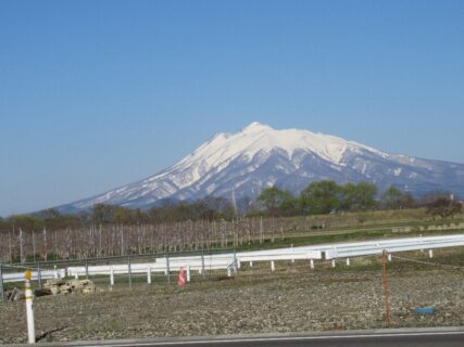 田舎館村から眺めた岩木山でございます。
