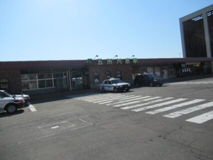 五所川原駅は、青森県五所川原市字大町にある、JR東日本五能線の駅。