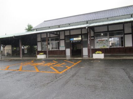 畝傍駅は、奈良県橿原市八木町二丁目にある、JR西日本桜井線の駅。