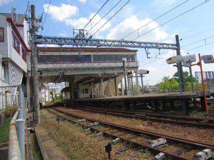 小野駅は、兵庫県小野市神明町字西畑ケにある、神戸電鉄粟生線の駅。