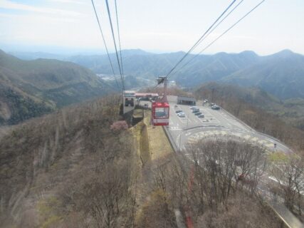 明智平ロープウエイは、栃木県日光市にある索道である。