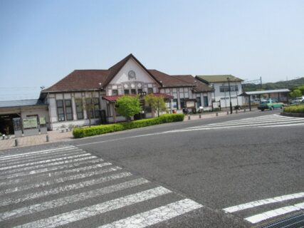 白河駅は、福島県白河市郭内にある、JR東日本東北本線の駅。