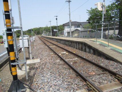 川辺沖駅は、福島県石川郡玉川村大字川辺にある、JR東日本水郡線の駅。
