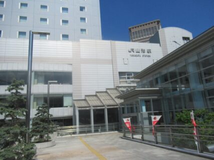 山形駅は、山形県山形市香澄町一丁目にある、JR東日本奥羽本線の駅。