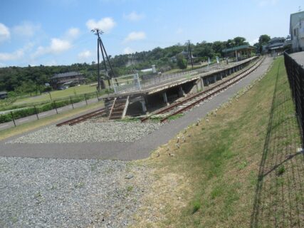 東日本大震災復興祈念公園と旧野蒜駅。