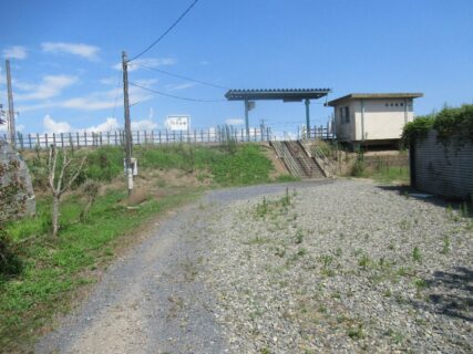 のの岳駅は、宮城県遠田郡涌谷町にある、JR東日本気仙沼線の駅。