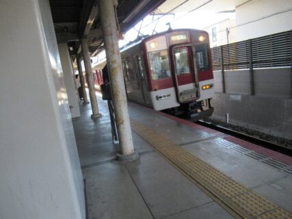 竹田駅は、京都市伏見区にある、京都市営地下鉄・近畿日本鉄道の駅。