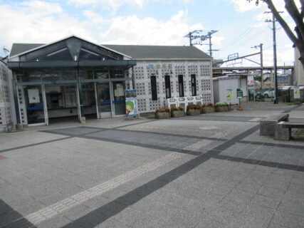 並河駅は、京都府亀岡市大井町土田二丁目にある、JR西日本山陰本線の駅。