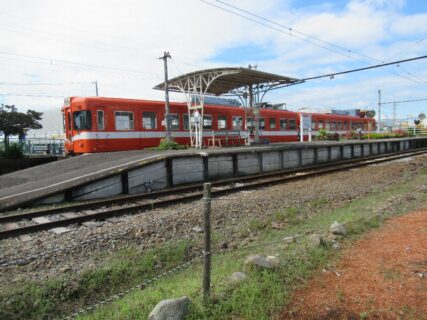 岳南江尾駅は、静岡県富士市江尾にある、岳南電車岳南線の駅。