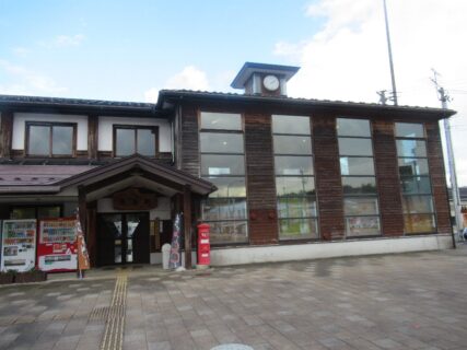 矢島駅は、秋田県由利本荘市矢島町にある、由利高原鉄道の駅。