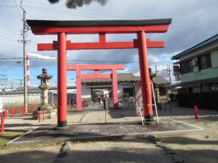 海山道神社こと洲崎濱宮神明神社は、みやまどさんと呼ばれる神社。