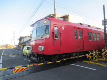 五ノ三駅は、愛知県弥富市五之三町西本田にある、名古屋鉄道の駅。