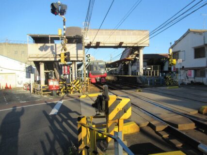 呼続駅は、愛知県名古屋市南区呼続1丁目にある、名古屋鉄道の駅。
