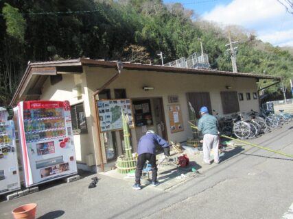 犬飼駅は、大分県豊後大野市犬飼町下津尾にある、JR九州豊肥本線の駅。