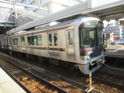 鈴蘭台駅は、神戸市北区鈴蘭台北町一丁目にある、神戸電鉄の駅。