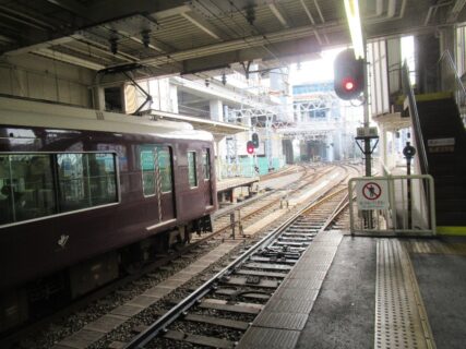 阪急京都線・千里線連続立体交差事業たけなわ、淡路駅。
