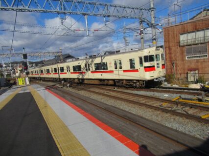 大塩駅は、兵庫県姫路市大塩町字宮前にある、山陽電気鉄道本線の駅。