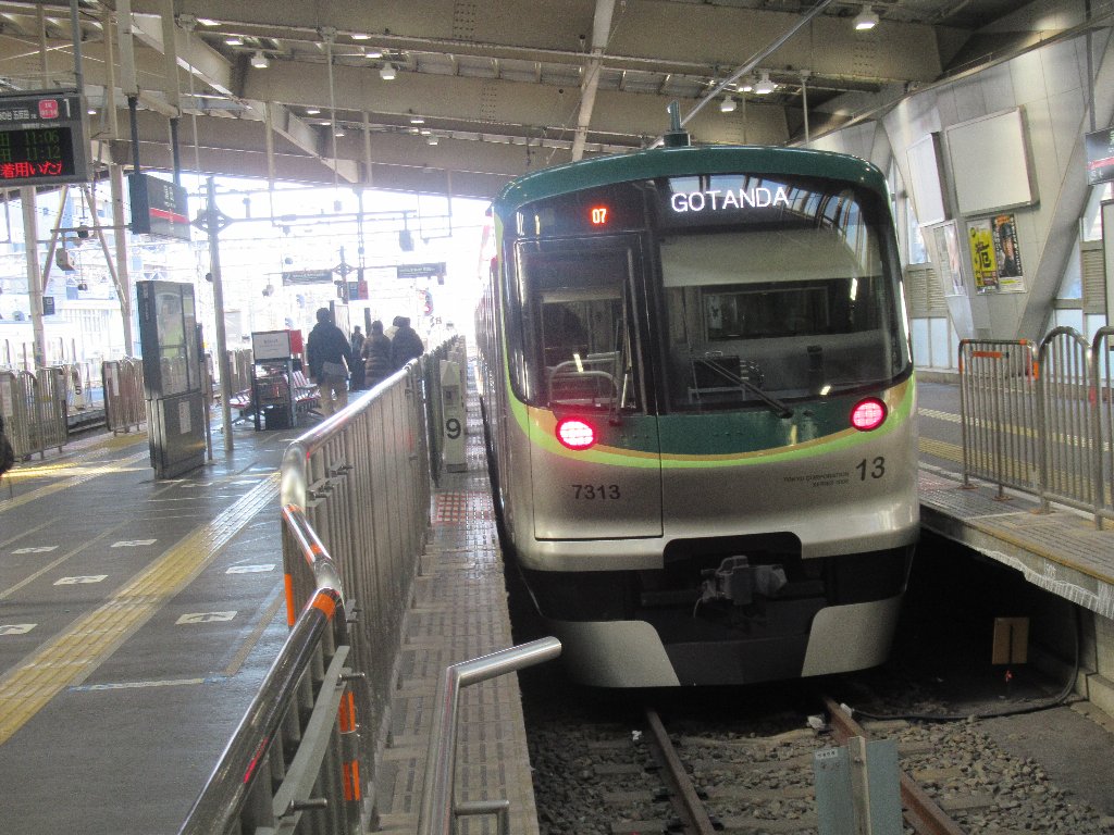東急の蒲田駅から、東急多摩川線に乗車いたします。