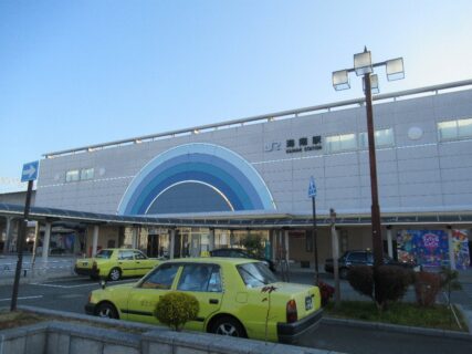 海南駅は、和歌山県海南市名高にある、JR西日本紀勢本線の駅。