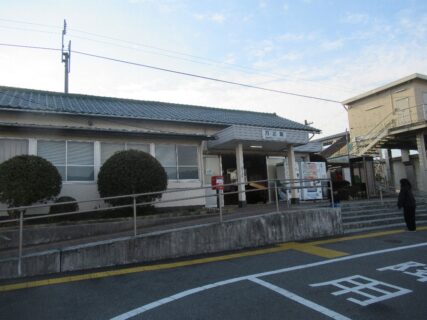 万富駅は、岡山市東区瀬戸町万富にある、JR西日本山陽本線の駅。