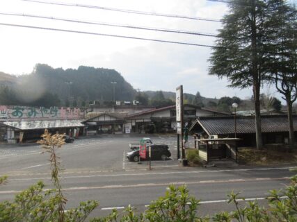 旅のレストラン西の屋グループ菊ヶ峠店が昭和の味を醸しておりますw