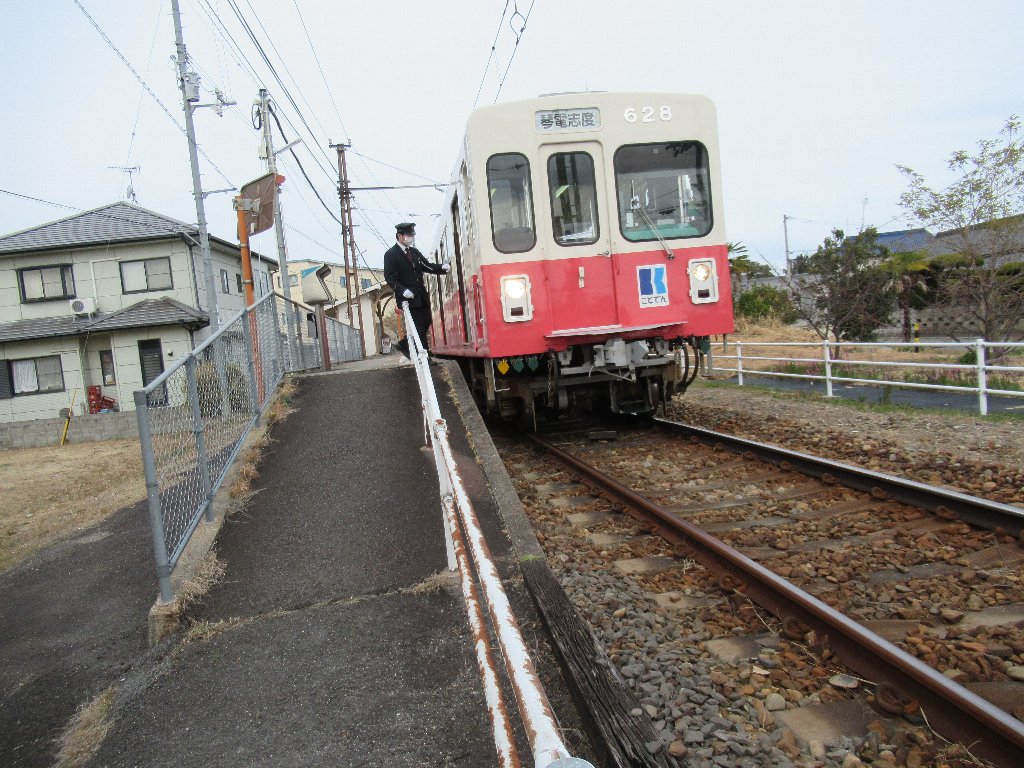 房前駅は、香川県高松市牟礼町原にある、高松琴平電気鉄道志度線の駅。