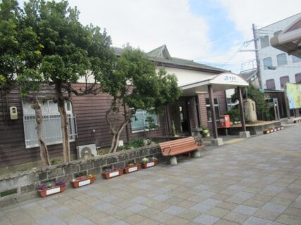 南部駅は、和歌山県日高郡みなべ町芝にある、JR西日本紀勢本線の駅。