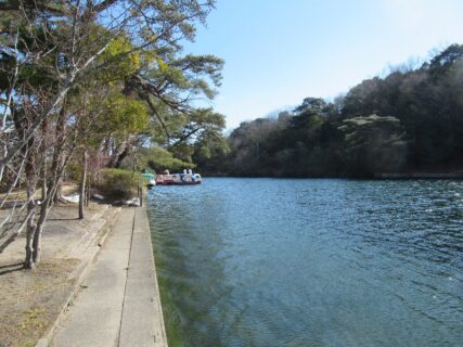 くろんど池は、奈良県生駒市高山にある、もともとは貯水池だった場所。