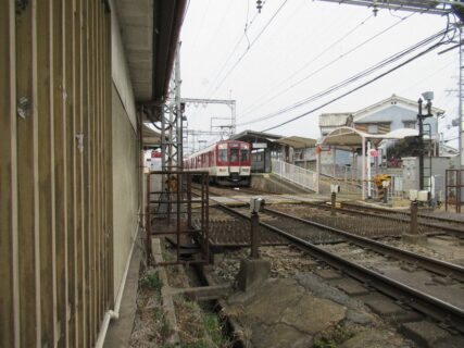 当麻寺駅は、奈良県葛城市當麻にある、近鉄南大阪線の駅。