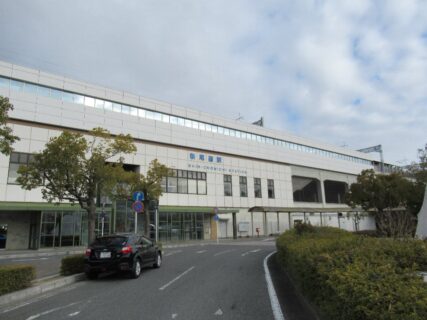 新尾道駅は、広島県尾道市栗原町にある、JR西日本山陽新幹線の駅。