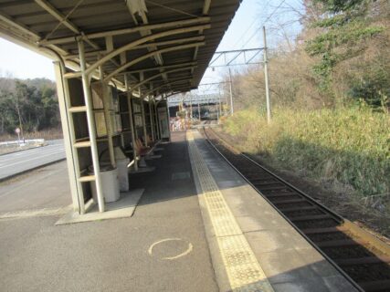 京セラ前駅は、滋賀県東近江市川合町にある、近江鉄道本線の駅。