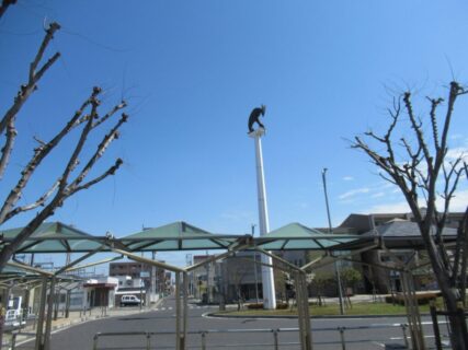 新倉敷駅前広場の、錨タワー？