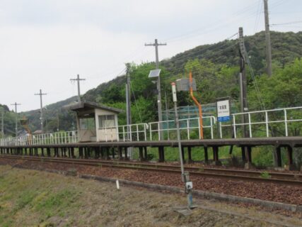 本俣賀駅は、島根県益田市本俣賀町にある、JR西日本山口線の駅。