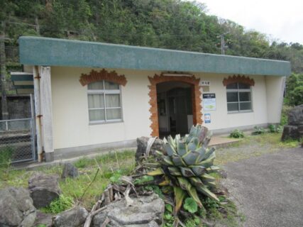 木与駅は、山口県阿武郡阿武町にある、JR西日本山陰本線の駅。