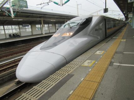 新山口駅から新幹線700系電車7000番台レールスターの、こだま。