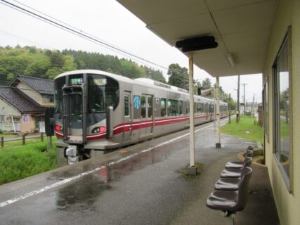 千路駅は、石川県羽咋市千路町にある、JR西日本七尾線の駅。
